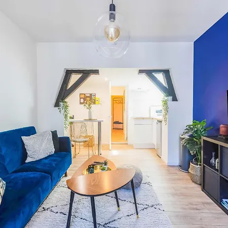 Ideal Apartment In Charleville M Zi Res With Shared Terrace