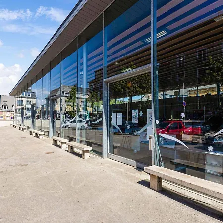 Ideal Apartment In Charleville M Zi Res With Shared Terrace 아파트 *